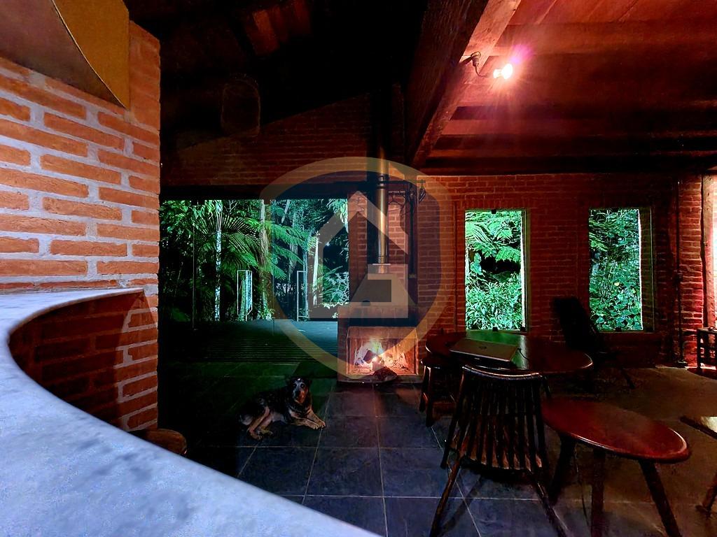 WhatsApp Image 2025-10-17 at 14.31.26 (5)